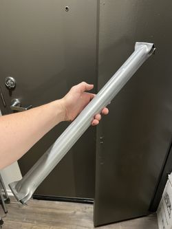 Wardrobe Bar