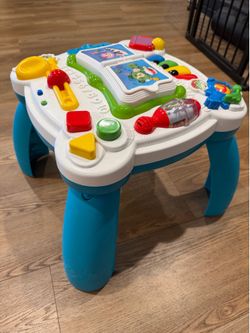 Leapfrog Learn & Groove Activity Table