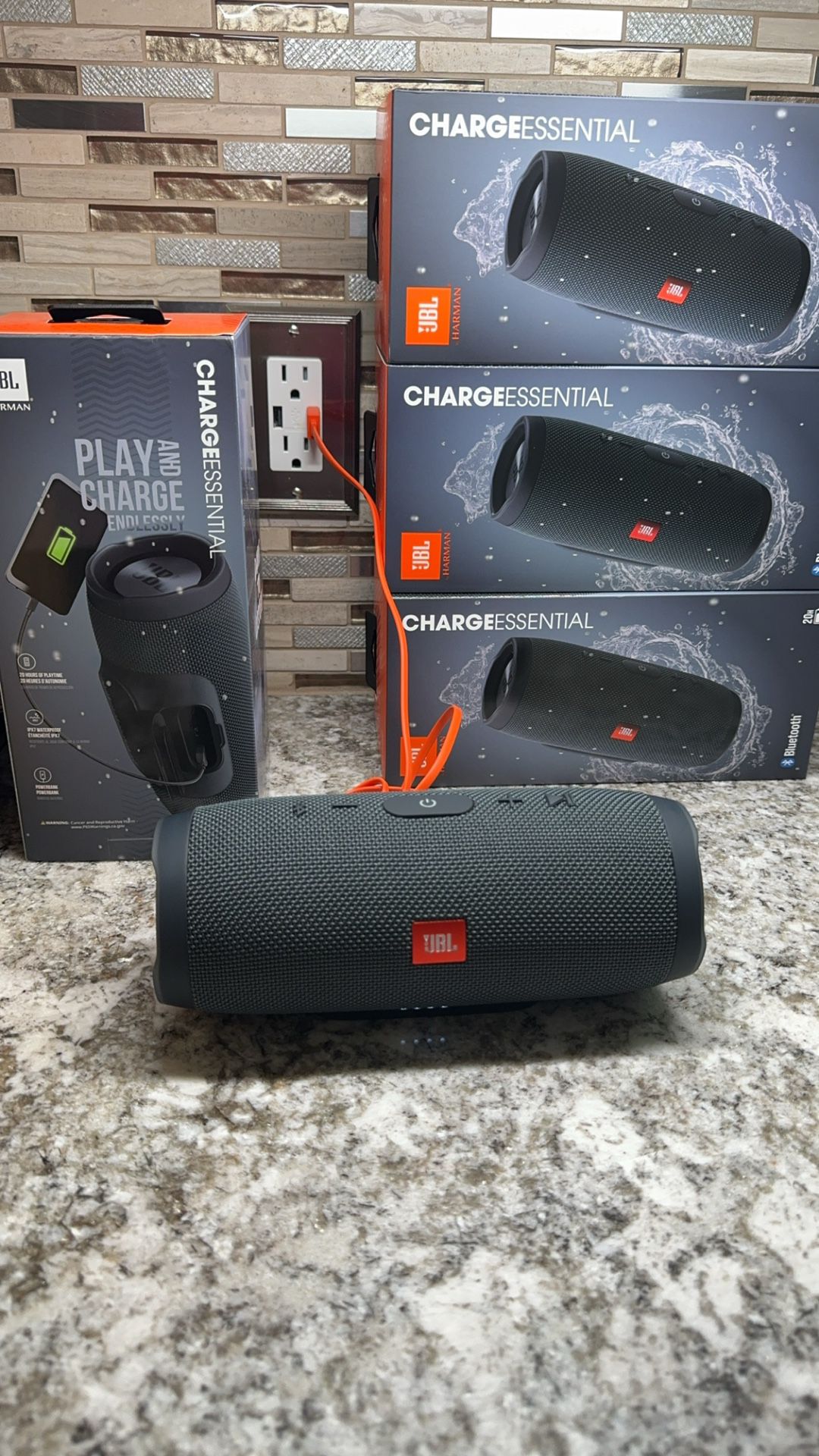 JBL ChargeEssential 
