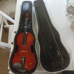 Scherl and Roth violin r301e4