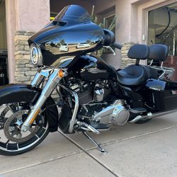 2021 Harley Davidson Street Glide