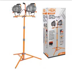 1200-Watt Halogen Tripod Work Light