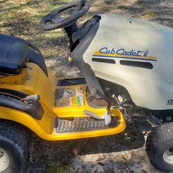 Cub Cadet LT1042