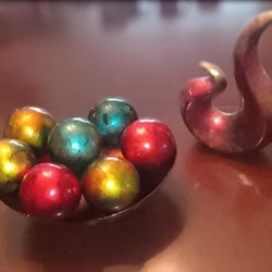 Decorative Bowl with Balls And Statue 