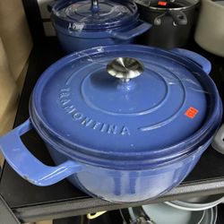 Tramontina Enameled Cast Iron Dutch Oven