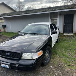 2011 Crown Victoria 