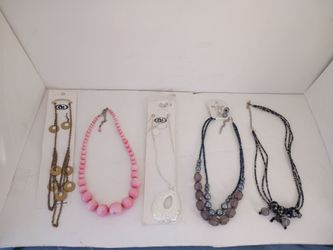 Costume Jewelry Necklace with Earrings