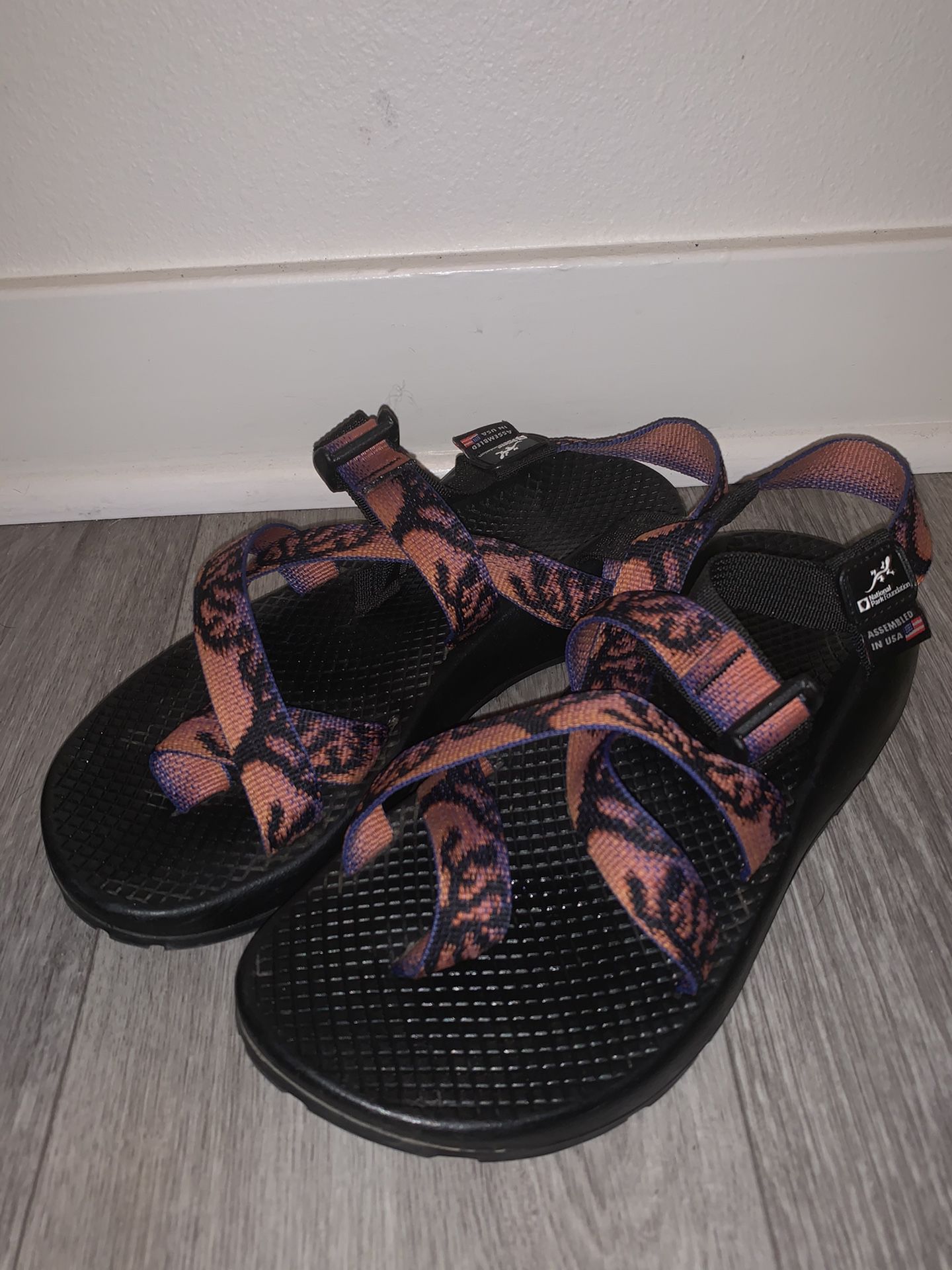Chaco Joshua tree Women’s limited edition sandals shoes