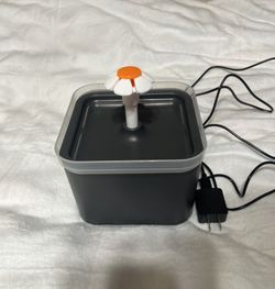 Pet Drinking Fountain 