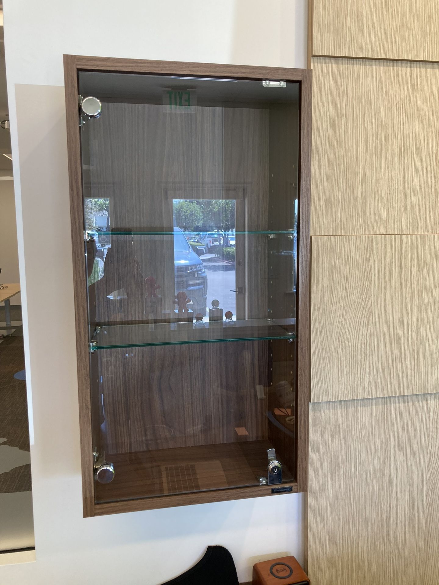 Display case