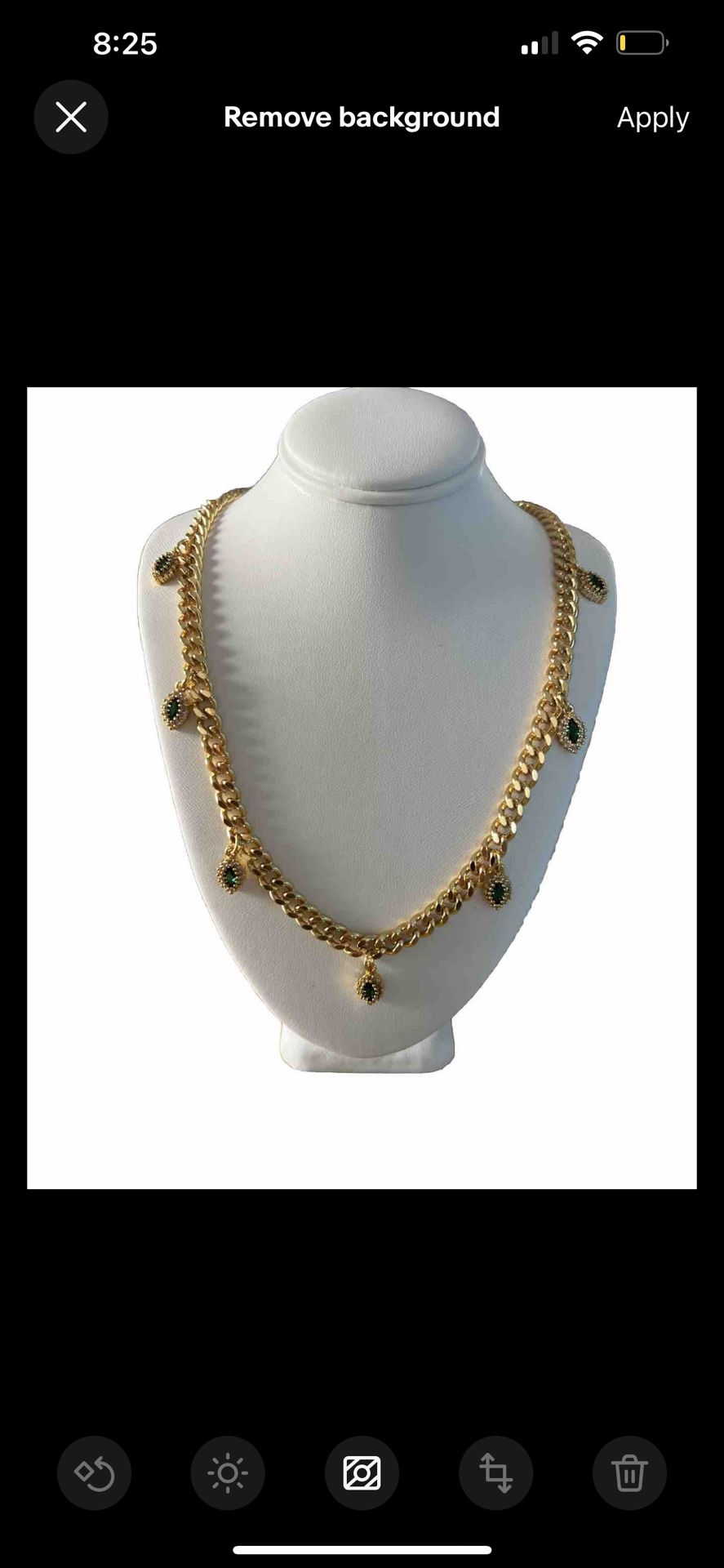 Gold Plated Beautiful Necklace With Green Emerald High Quality