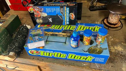 Turtle tanks accessories