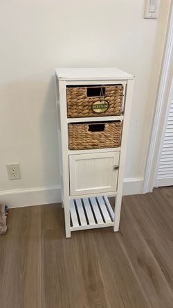 Cabinet organizer