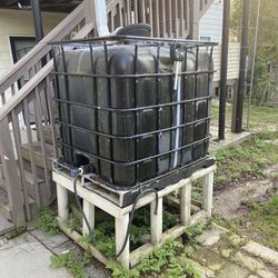 300 Gallon Water Tank With Stand 