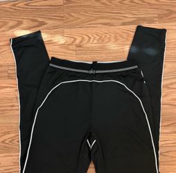 Alo Yoga Black leggings with white stripes