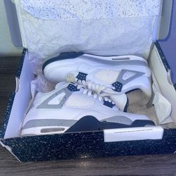 Jordan 4 Retro “Midnight Navy”