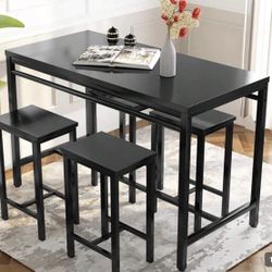 UNUSED BLACK DINING TABLE 