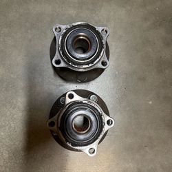 Two Hyundai genuine original hub assemblies for front CV axles, used with 120k miles 