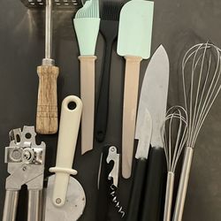 Moving Sale - Assorted Kitchen Tools