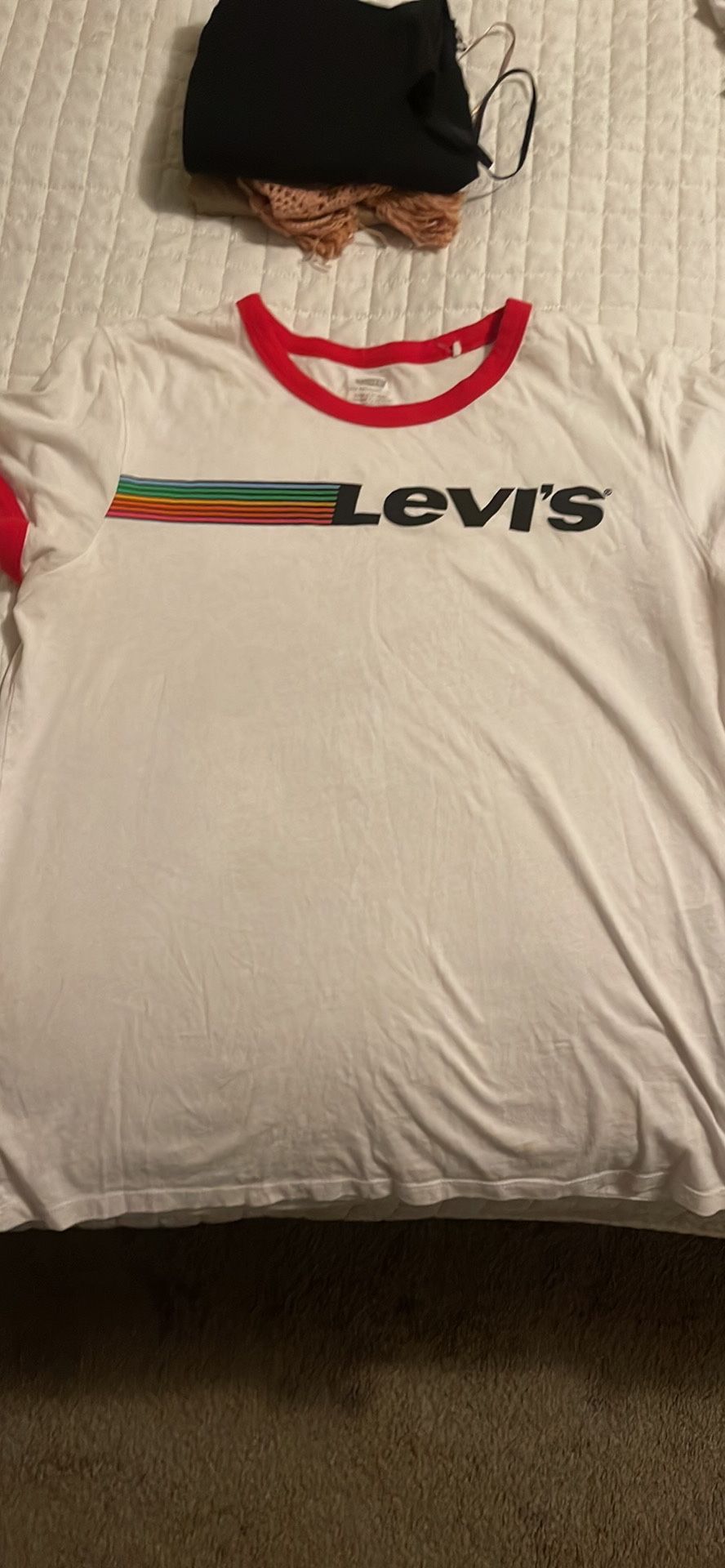Women’s Pride Tshirt Levi’s