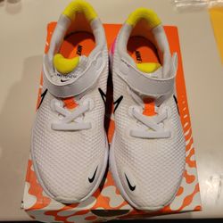 Nike Renew Run (PSV) Size 12 - NEW