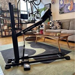 DB Method Squat Machine