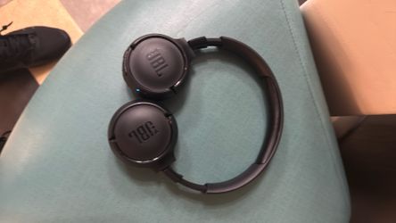 Jbl headphones