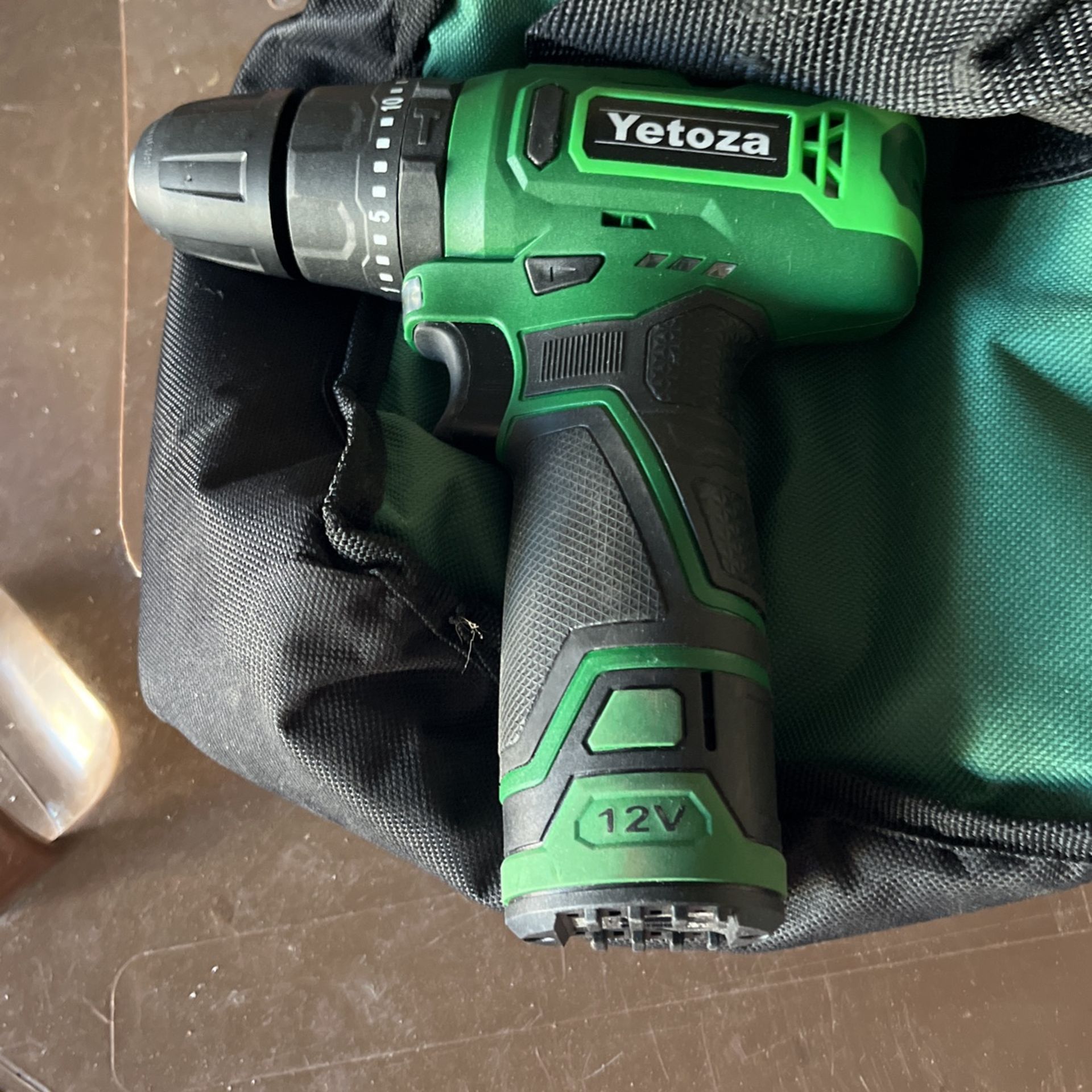 Teresa. Cordless drill.