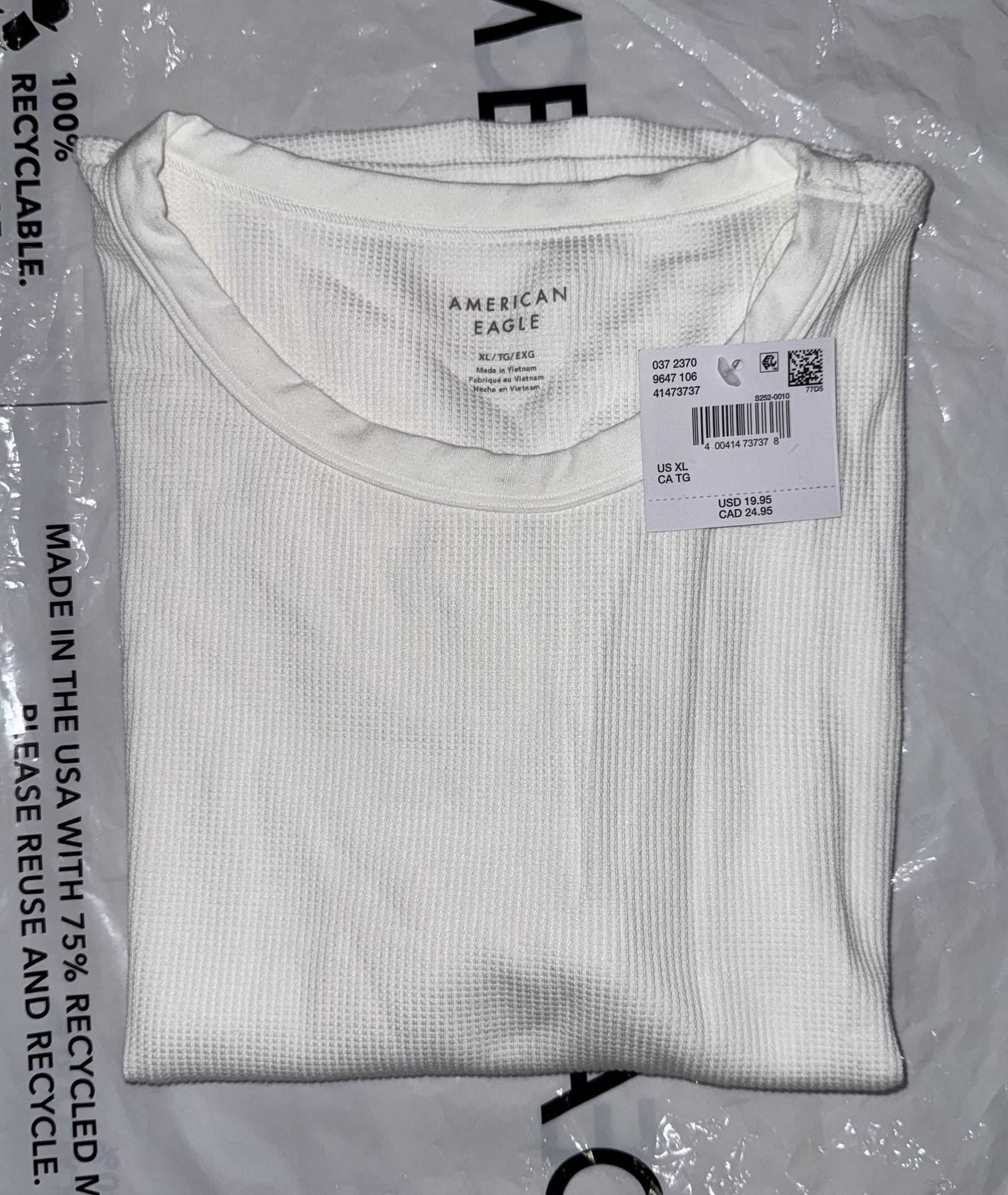 American Eagle White Shirt