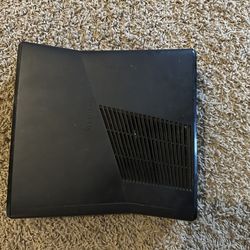 Microsoft Xbox 360 S 4GB Console black