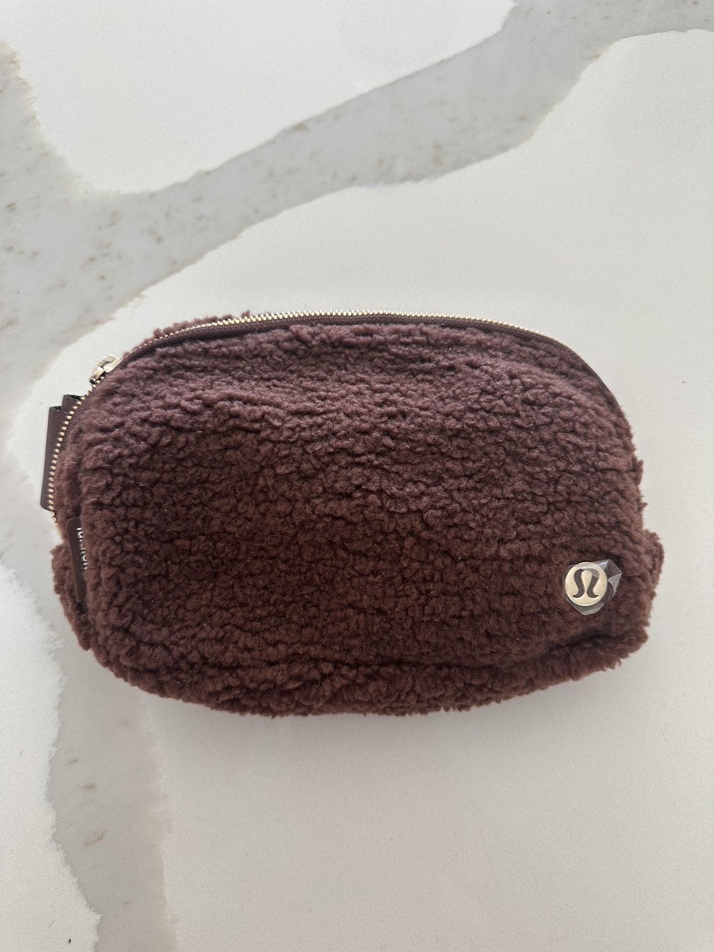 Lululemon Everywhere Belt Bag Fleece Brown