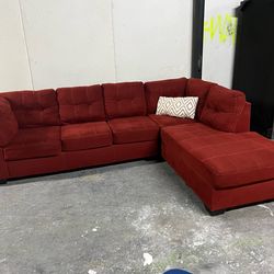 Sectional couch
