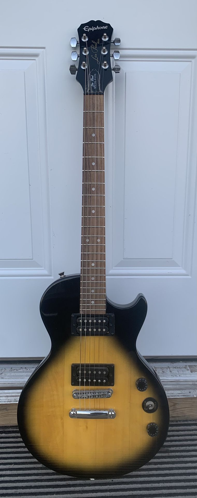 Epiphone Les Paul Special II LTD Guitar