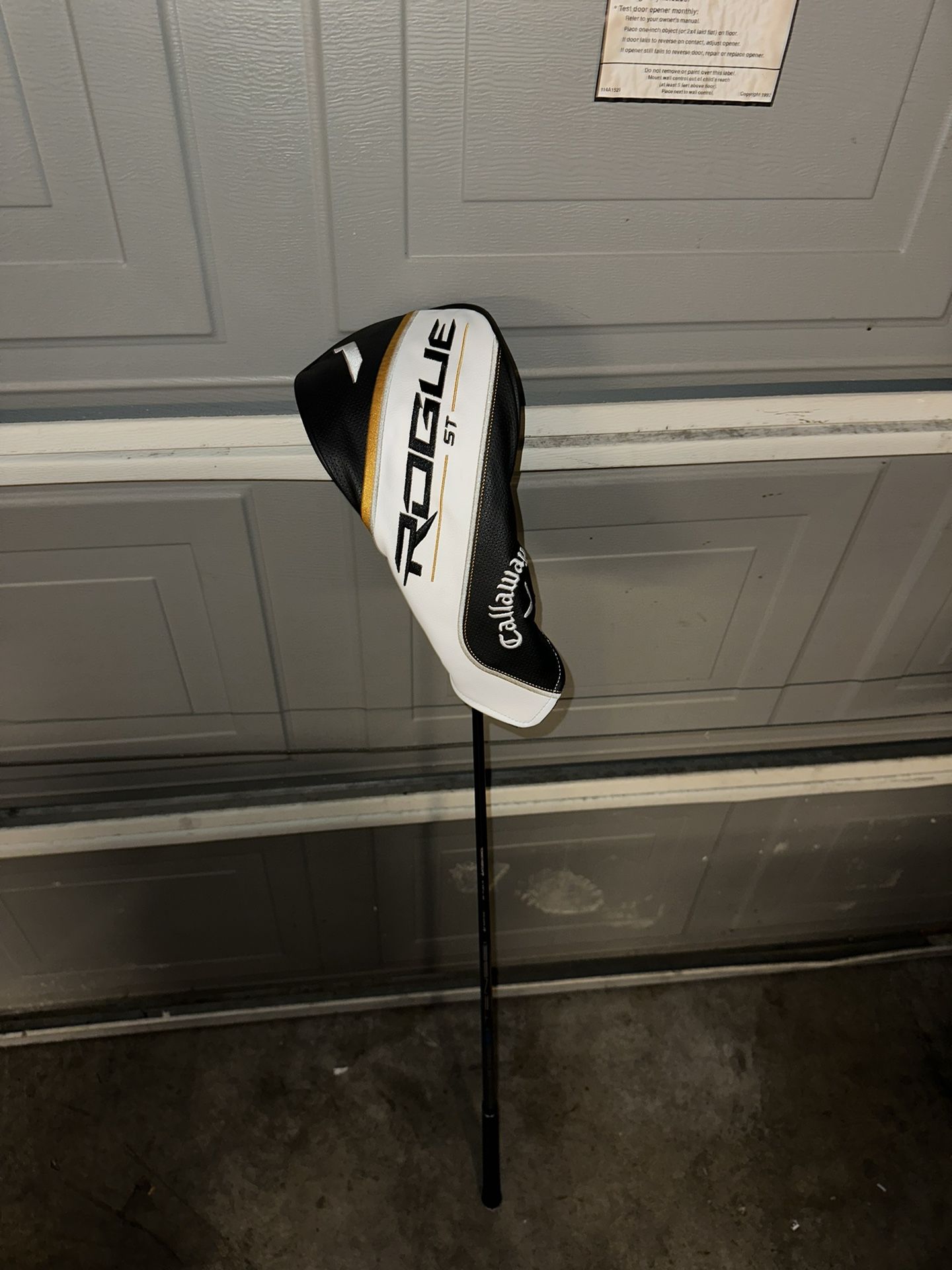 Never Used (Still Wrapped) Callaway Rogue Max ST Driver