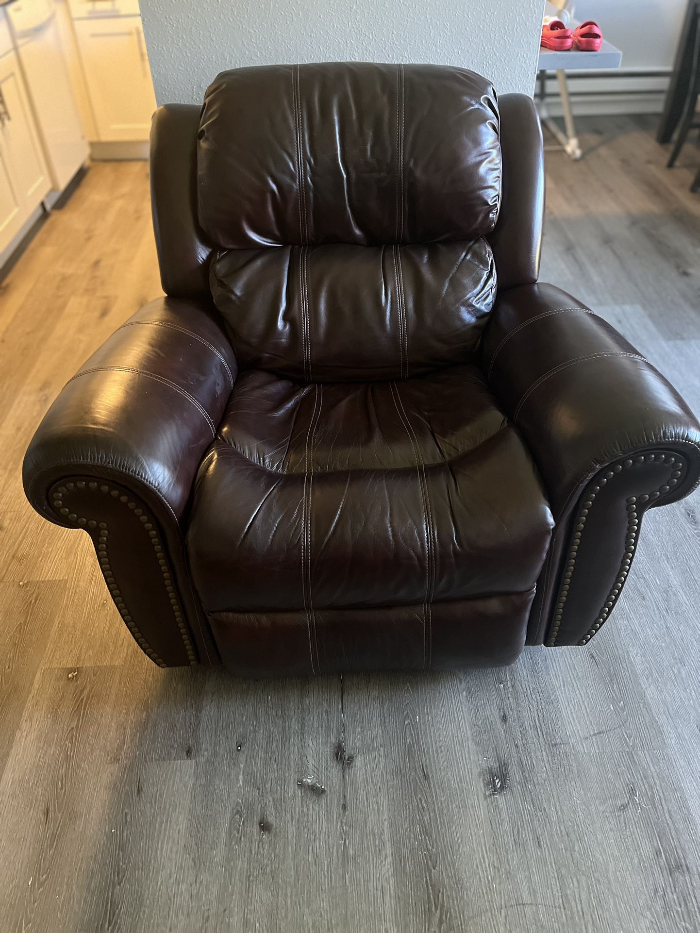 Leather Reclinable Rocking Chair 