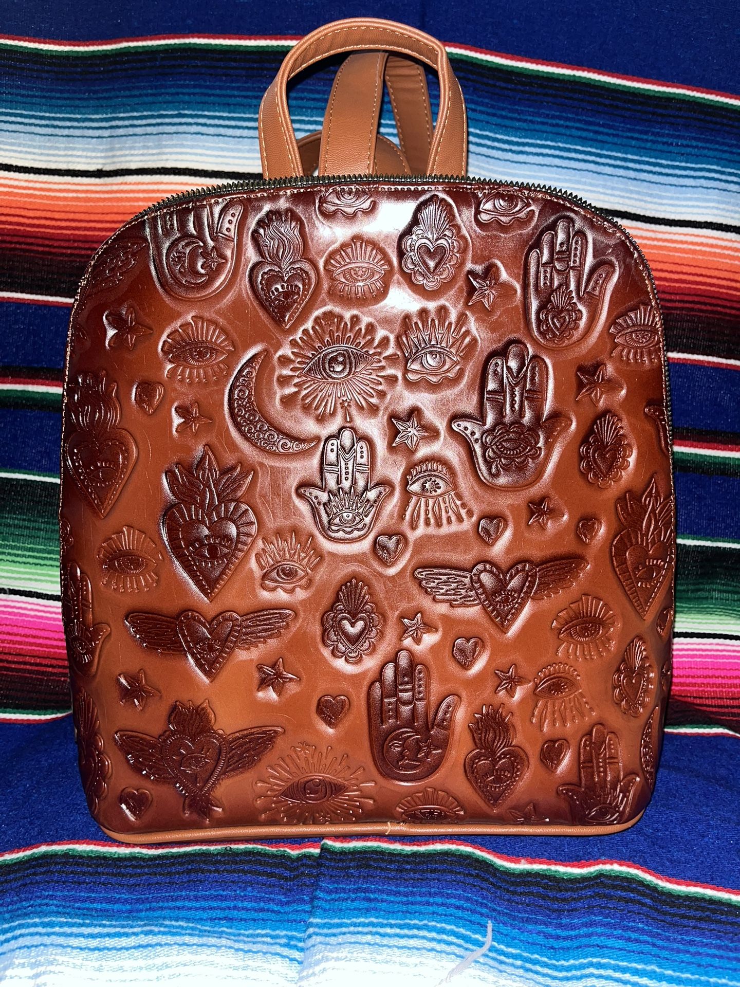 Mochila De Cuero ,Cincelada A Mano