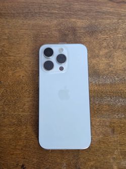 iPhone 15 Pro White Titanium