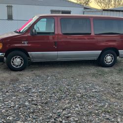 1999 Ford E-150