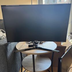 Samsung 390C Series 24" LED Curved FHD AMD FreeSync Monitor (HDMI, VGA) - Black