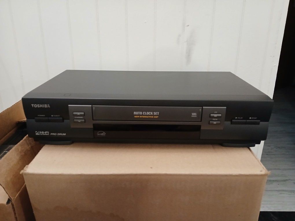 Toshiba W-603 Hi-Fi Stereo 4 Head VCR VHS Player Recorder