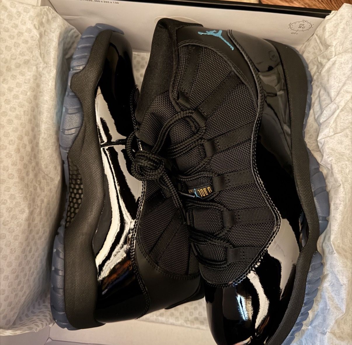 Jordan 11 Gammas Size 9