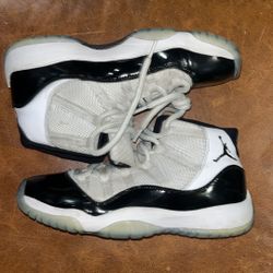 Air jordan Retro 11 Concord Size 6.5 (USED NO BOX)