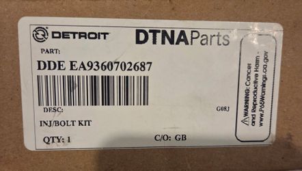 Freightliner M2 diesel fuel injector