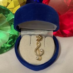 10k Yellow White Gold Treble Clef Music Note Pendant Estate