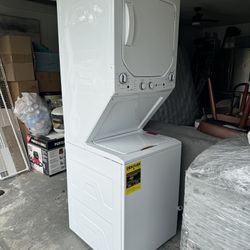 NEW Washer/Dryer Combo