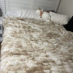 White Full Bed With Mattress 