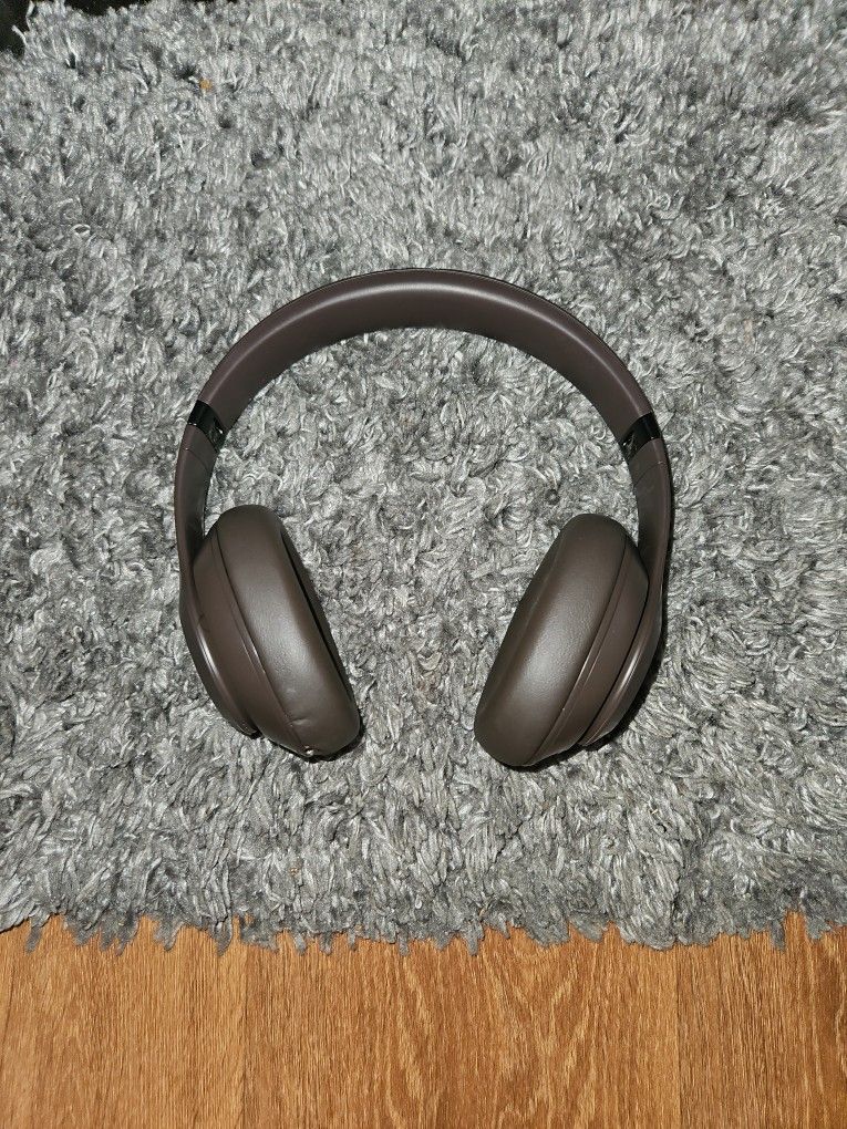 Studio Pro 2 Beats