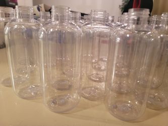 35 Clear 8 oz Plastic Pump Bottles – Bulk Lot