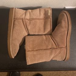Women’s Bearpaw Boots