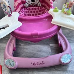 Minnie Mouse Walker